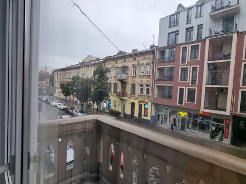 квартира за адресою Пантелеймона Куліша вул., 43