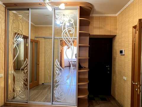 квартира за адресою Салютна вул., 1-Б