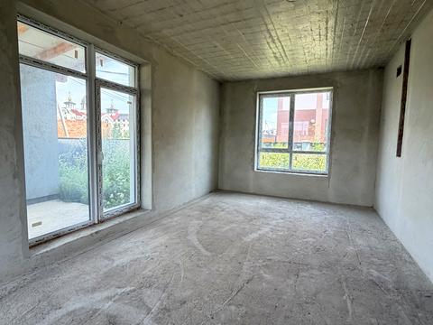 будинок за адресою с. Крихівці, Парафіяльна