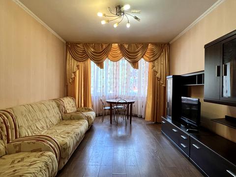 квартира по адресу Салютная ул., 1-Б