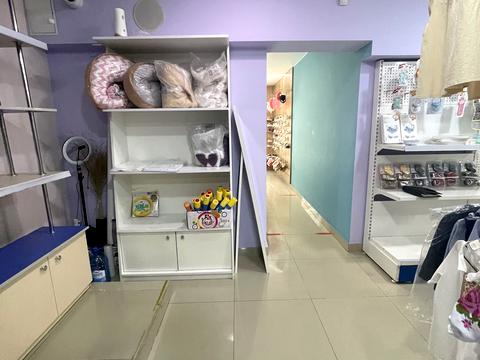 комерційна за адресою Зодчих вул., 12
