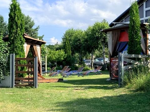 коммерческая по адресу Набережна, 20