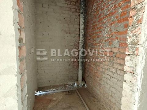 квартира за адресою Леоніда Каденюка вул., Будинок Лион