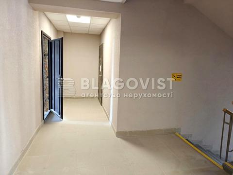 квартира за адресою Леоніда Каденюка вул., Будинок Лион