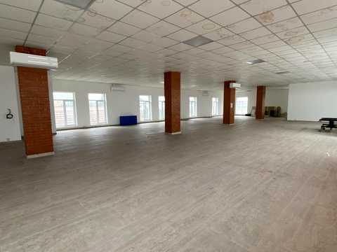 комерційна за адресою Ребета, 3б