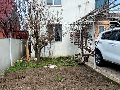 будинок за адресою Молодіжна вул.