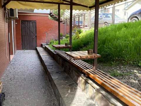 комерційна за адресою Сагайдачного, 30