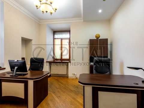 комерційна за адресою Київ, Лютеранська вул., 8
