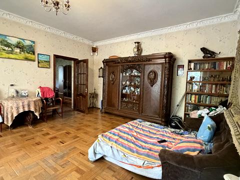 дом по адресу Средняя ул. (Середня)