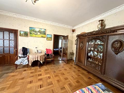 дом по адресу Средняя ул. (Середня)