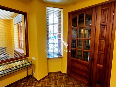 комерційна за адресою Січеславська вул. (Кремлівська), 28