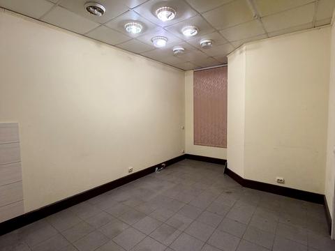 комерційна за адресою Київська вул., 100