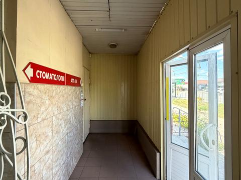 комерційна за адресою Київська вул., 100