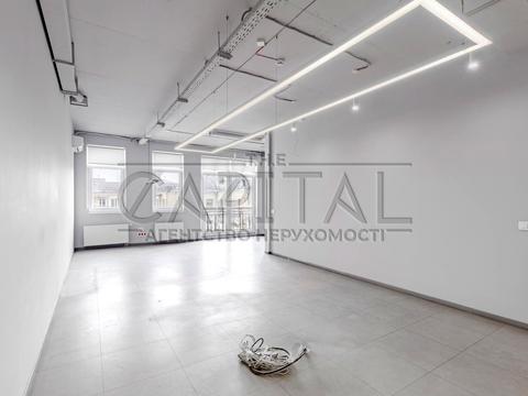 коммерческая по адресу Константиновская ул., 10