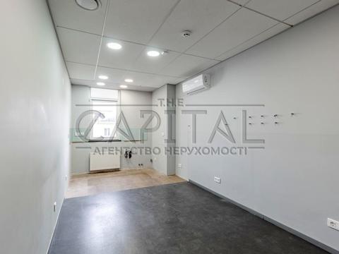 коммерческая по адресу Константиновская ул., 10