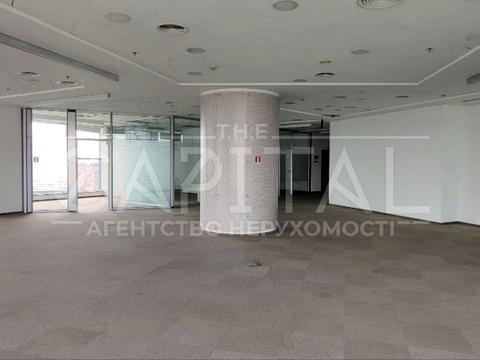 комерційна за адресою Київ, Лесі Українки бульв., 4