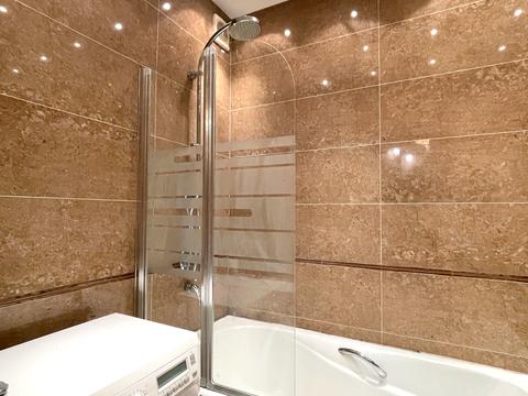 квартира за адресою Срібнокільська вул., 2-А