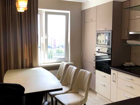 квартира по адресу Академика Глушкова просп., 9б