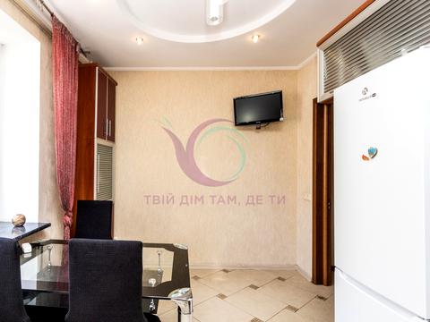 квартира за адресою Євгена Коновальця вул., 102-А