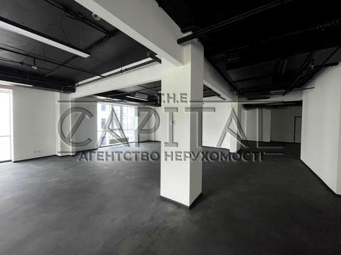 комерційна за адресою Лабораторна вул., 37/33