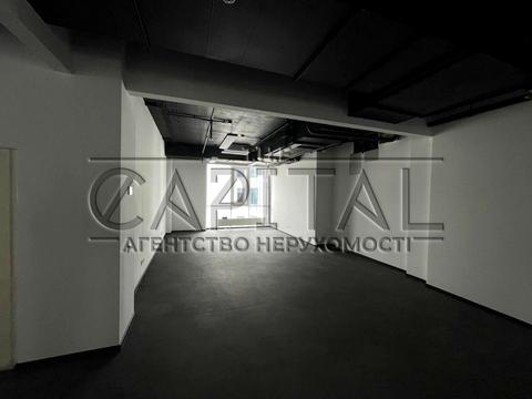 комерційна за адресою Лабораторна вул., 37/33