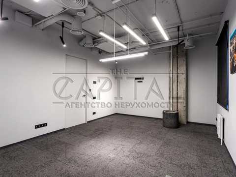 комерційна за адресою Георгіївський пров., 2