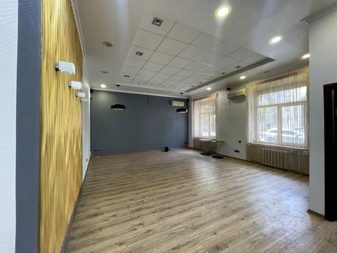 комерційна за адресою Дарвіна вул., 1