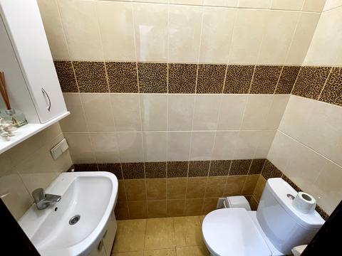 комерційна за адресою Дарвіна вул., 1