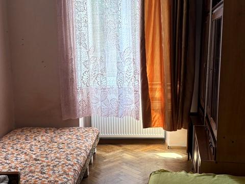 квартира за адресою Хорватська вул., 5