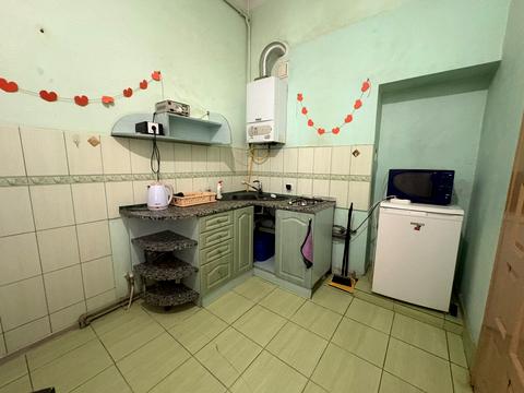 квартира за адресою Хорватська вул., 5