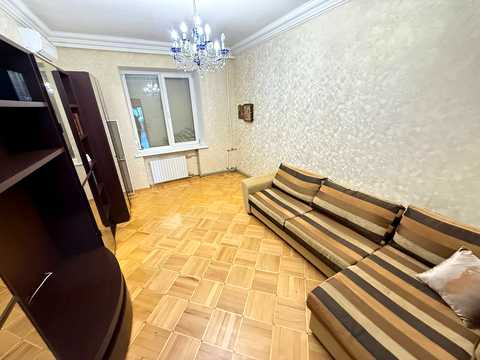 квартира за адресою Дмитра Яворницького просп. (Карла Маркса), 20