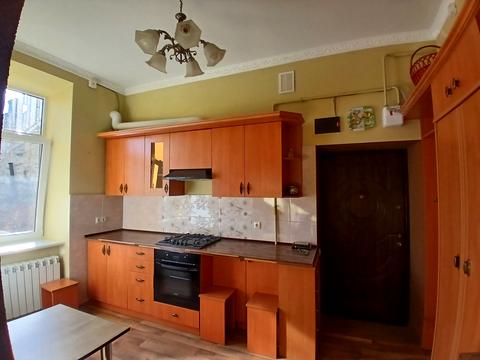 квартира за адресою Шептицьких вул., 20