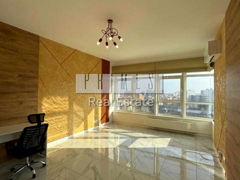 коммерческая по адресу Кловский спуск, 7a