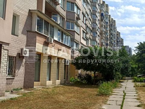 комерційна за адресою Августина Волошина вул. (Ярослава Галана), 2-А