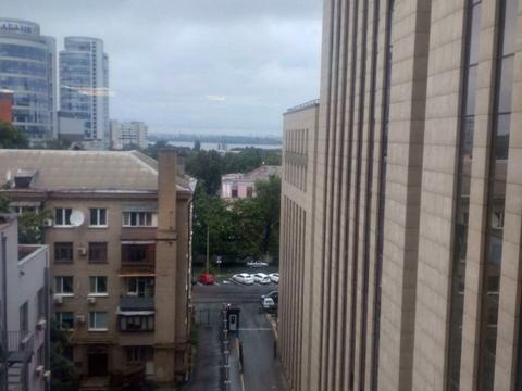 комерційна за адресою Дніпро, Шолом Алейхема, 4