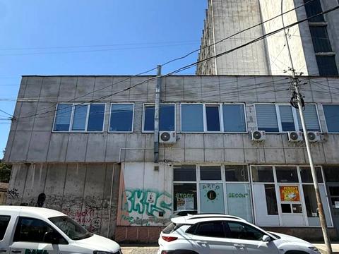 коммерческая по адресу Митрака ул., 15