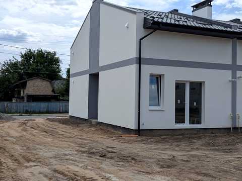 коммерческая по адресу Чорних Запорожців ул. (Горького), 32