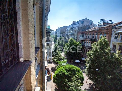 квартира по адресу Вячеслава Липинского ул. (Чапаєва), 8