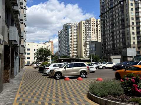 квартира за адресою Кахи Бендукідзе вул., 2