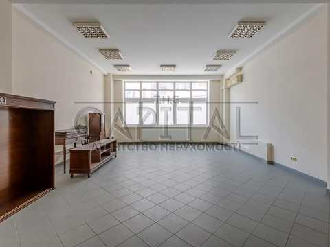 комерційна за адресою Євгена Коновальця вул. (Щорса), 36-Б