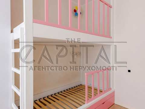 квартира за адресою Боголюбова вул., 13-Б