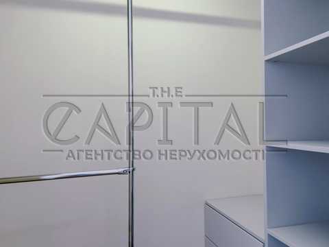 квартира за адресою Боголюбова вул., 13-Б