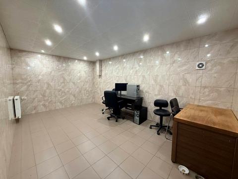 комерційна за адресою Шевченка вул., 33