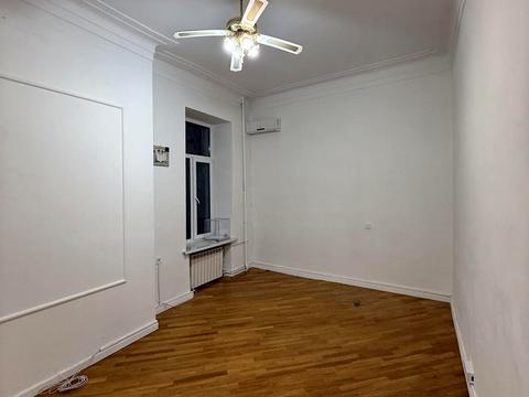 комерційна за адресою Київ, Антоновича вул. (Горького), 10