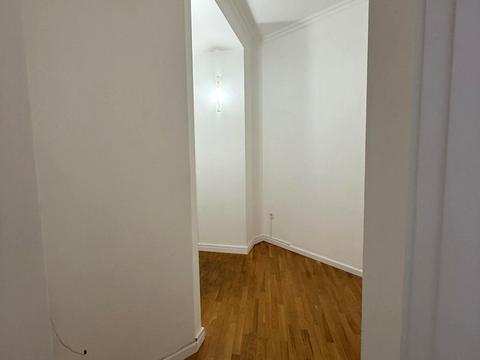 комерційна за адресою Київ, Антоновича вул. (Горького), 10