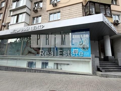 комерційна за адресою Кловський узвіз, 8