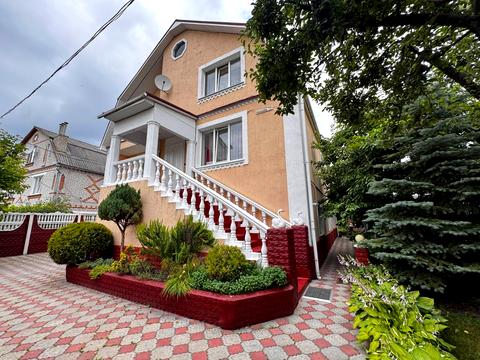 будинок за адресою Олени Теліги вул., 76