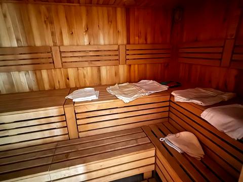 будинок за адресою Олени Теліги вул., 76