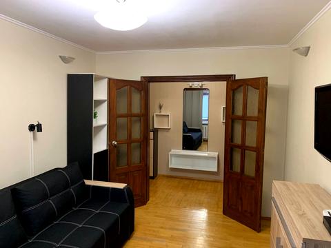 квартира за адресою Набережно-Лугова вул., 7-Б