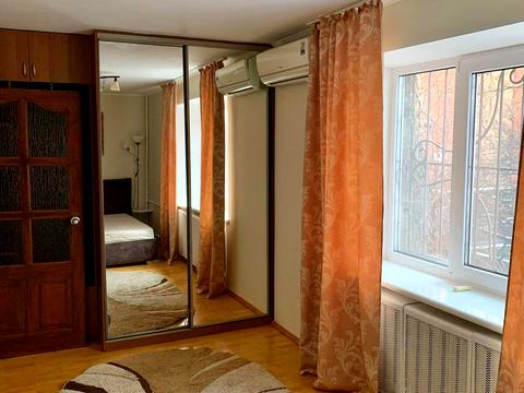 квартира за адресою Набережно-Лугова вул., 7-Б